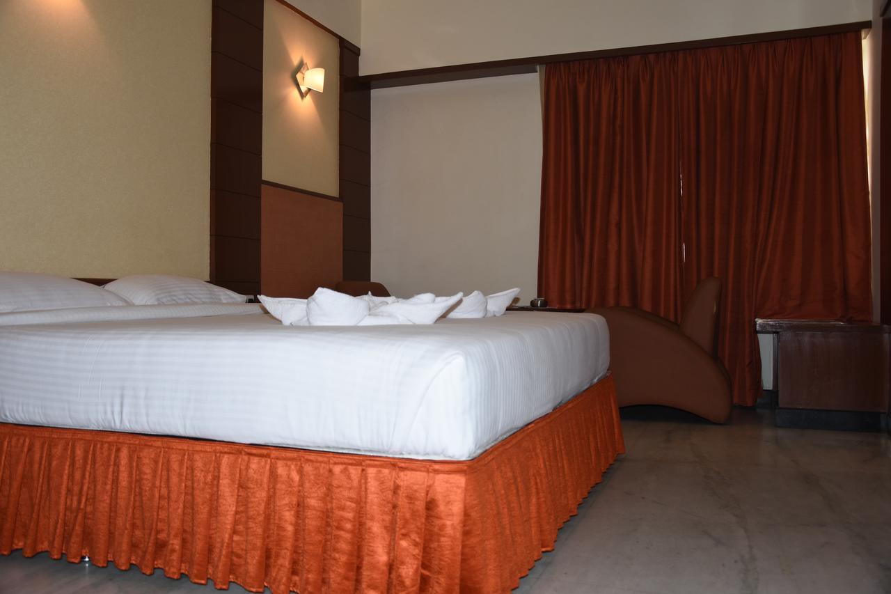 Hotel Ulo Chennai Deluxe Exterior foto