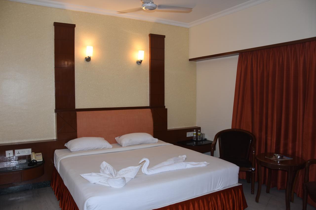 Hotel Ulo Chennai Deluxe Exterior foto